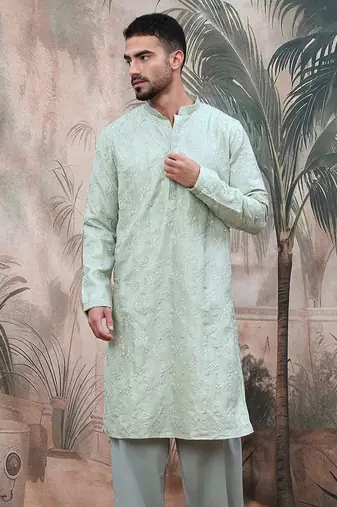 Green solid steelembroidered rayon kurta