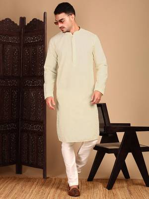 Off white solid chikankari kurta 1