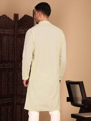Off white solid chikankari kurta 5