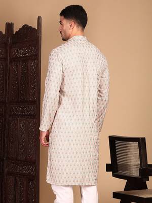 Light pink chicabstractchikankari kurta with sequin kurta 5