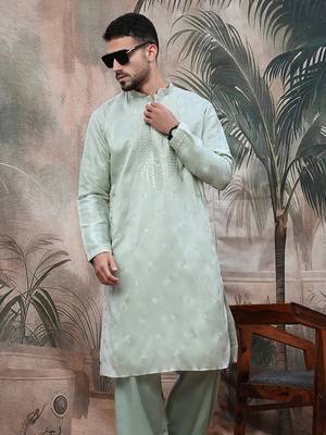 Greensequin chic pattern steelchikankari kurta 4