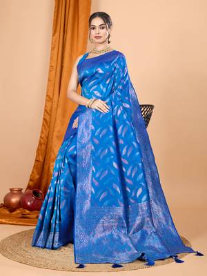 Woven double zari blue soft silk blend partywear saree 5