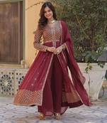 Faux georgette front cut kurta pant with dupatta sets