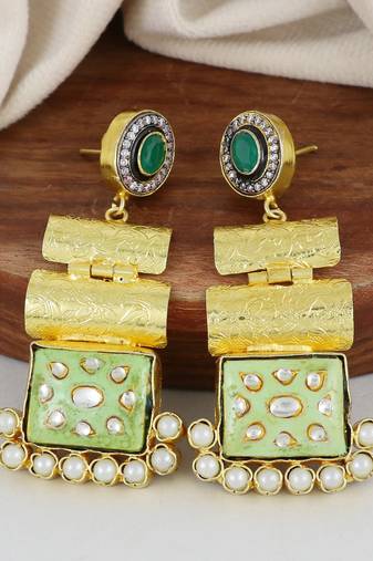 Gold finish vintage earrings