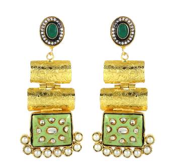 Gold finish vintage earrings 2