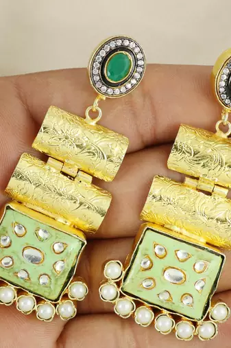 Gold finish vintage earrings