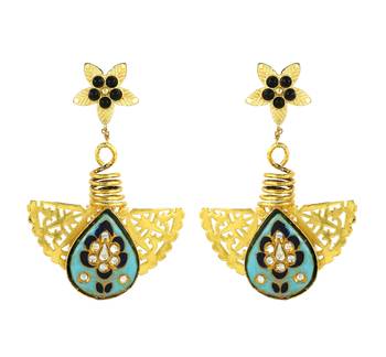 Gold finish vintage  earrings 2