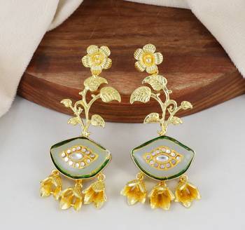 Gold finish flower design earrings 1