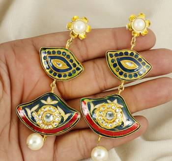 Gold finish meenakari pearl earrings 3
