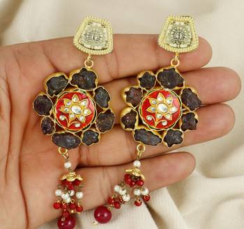 Gold finish garnet rough earrings 3