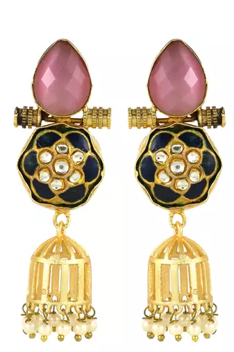 Gold finish vintage style earrings