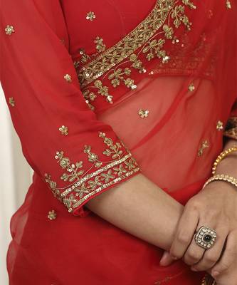 Laal andaaz saree set 4