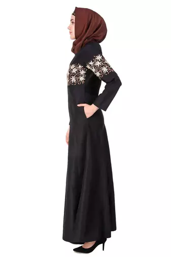 Horizontally filled floral design anarkali abaya