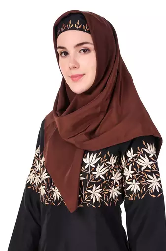 Horizontally filled floral design anarkali abaya