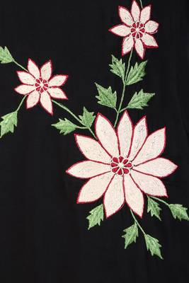 Floral embroidery nida flared abaya 2