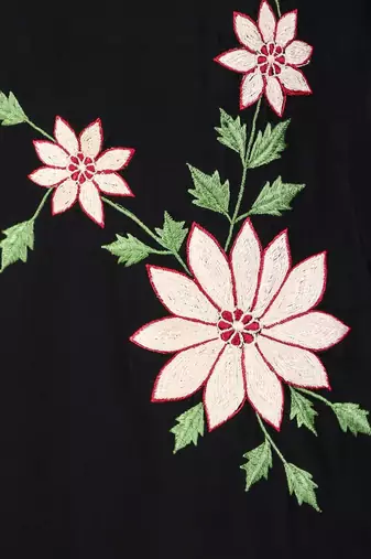 Floral embroidery nida flared abaya
