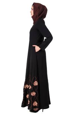 Heavy floral embroidered bottom anarkali abaya 3