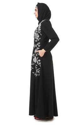 Contrast embroidery heavily flared abaya 5