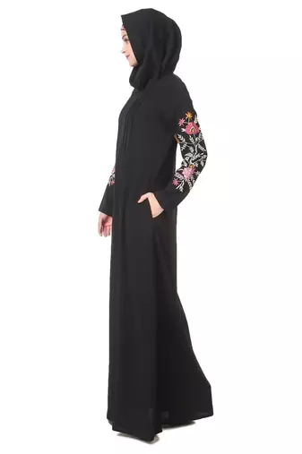 Embellished sleeve pleated front abaya
