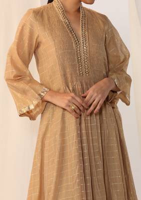 Champagne embroidered chanderi kurta sets 2