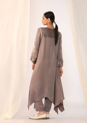 Grey embroidered linen kurta sets 2