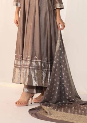 Grey embroidered chanderi kurta sets 3