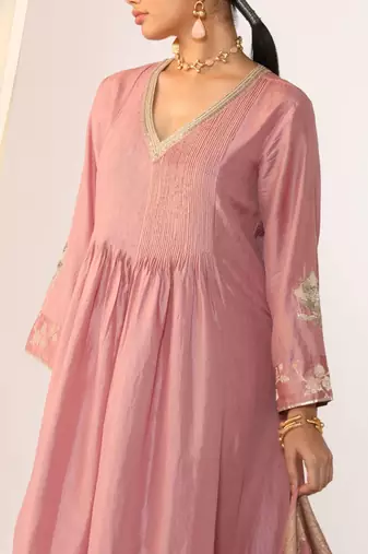 Baby pink woven silk kurta sets