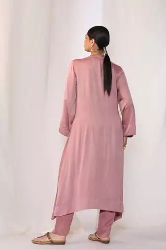 Baby pink embroidered linen kurta sets