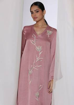 Baby pink embroidered linen kurta sets 4