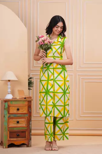 Women cotton fabric greenmulti color collarneck neck calf length sleeveless  co-ords set