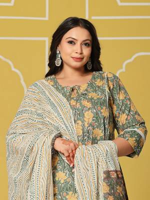 green cotton a-line plus size kurta set 5
