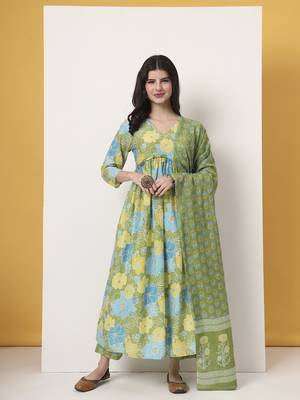 green pure cotton maternity anarkali kurta trouser dupatta set 1