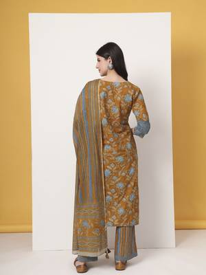 pure cotton mustard kurta dupatta set with lace detailing 3