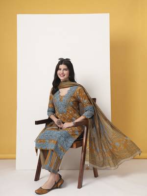 pure cotton mustard kurta dupatta set with lace detailing 5
