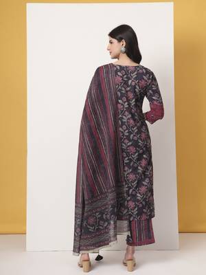 cotton purple kurta dupatta set with lace detailing 3