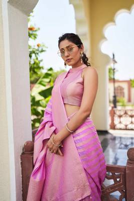 Light Pink Zari Woven Banarasi Soft Georgette Saree 3