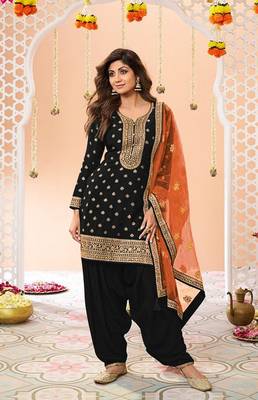 Black Embroidered Viscose Punjabi Salwar Suit 1