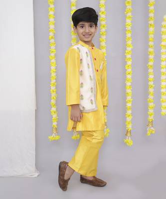 Mustard yellow emboridery kurta 4