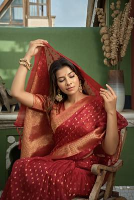 Red Zari Butti Woven Banarasi Soft Organza Saree 1