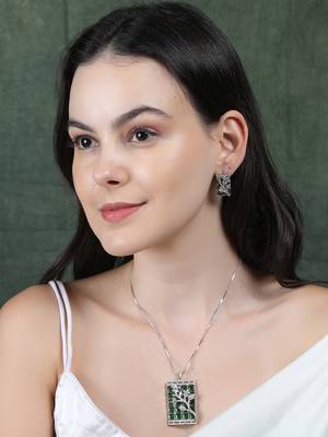 Silver plated square green ad pendant set with earrings 2