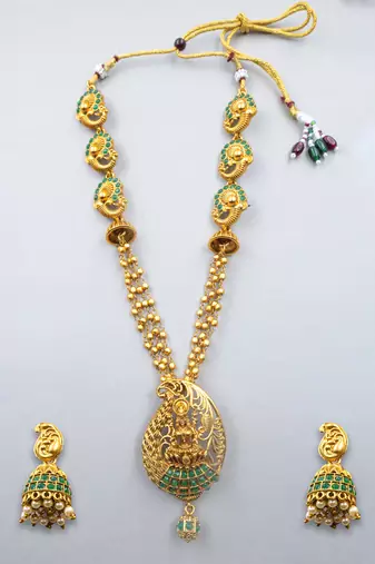 Gold matte finish multilayered ruby green laxmi pendant syle set