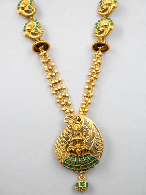 Gold matte finish multilayered ruby green laxmi pendant syle set 3