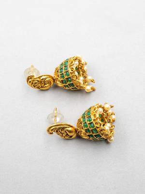Gold matte finish multilayered ruby green laxmi pendant syle set 5