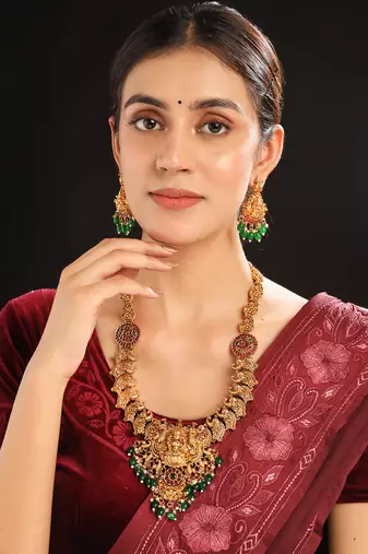 Luxurious gold plated long temple necklace set