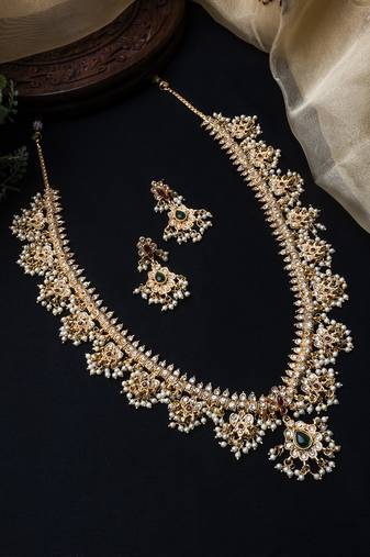 Gold plated long guttupusallu necklace set