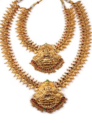 Glossy gold finish double line jewellery set 3