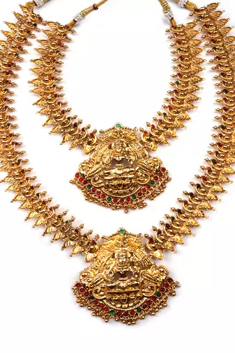 Glossy gold finish double line jewellery set