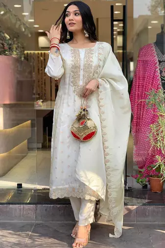 Women's Viscose Straight Kurta Pant and Dupatta Set