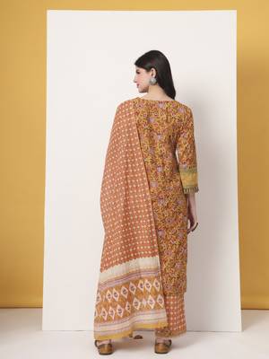 cotton yellow kurta dupatta set with lace detailing 3