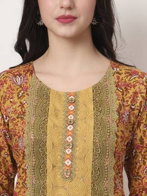 cotton yellow kurta dupatta set with lace detailing 4